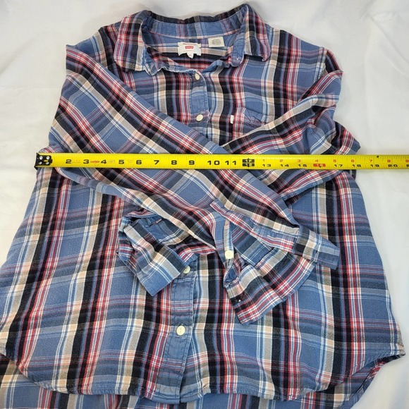 Levis Womens Flannel Shirt XL Boyfriend Fit Blue Plaid Button Up Barrel Cuff - Picture 5 of 10